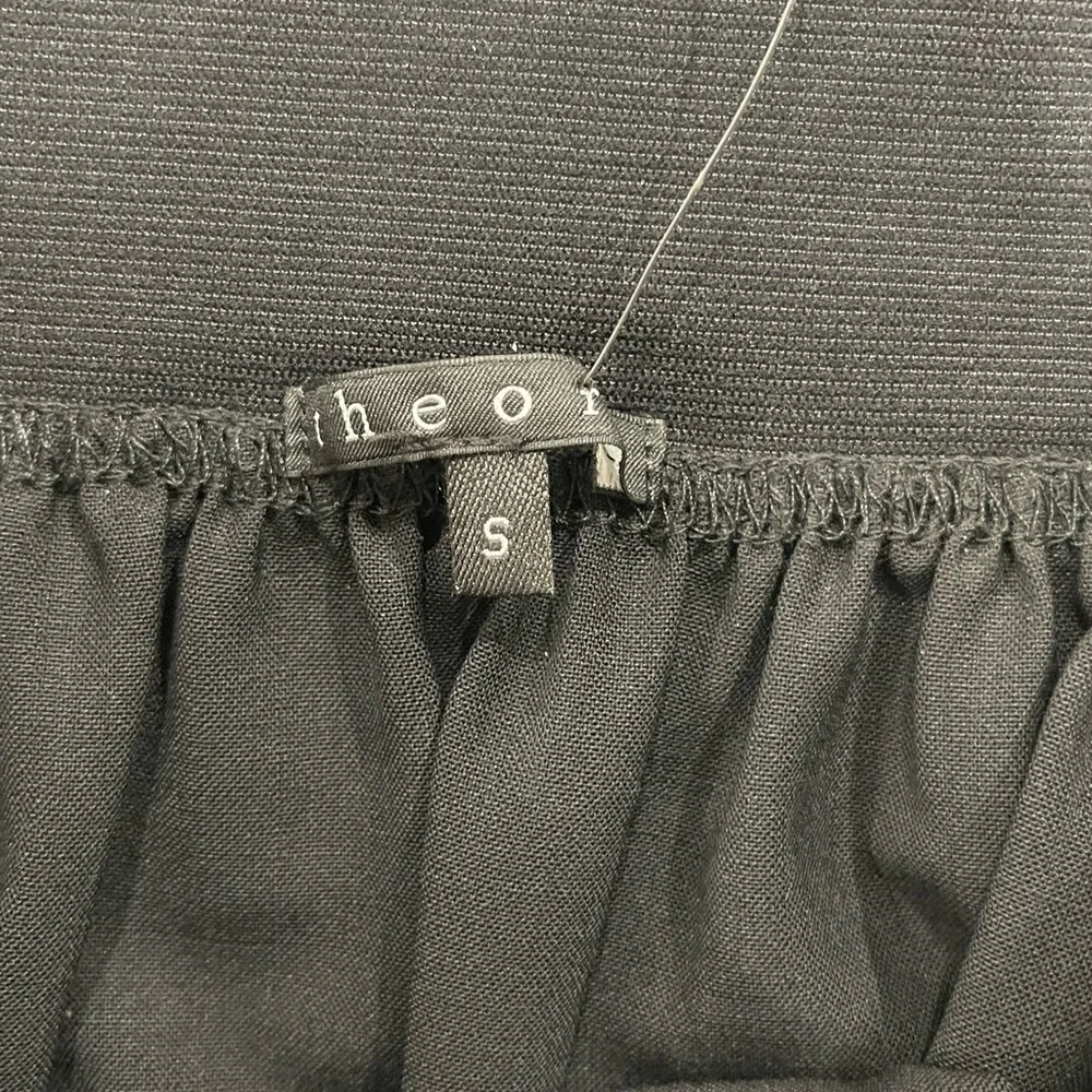 NWT Theory Larryn Skirt - Picture 8 of 10